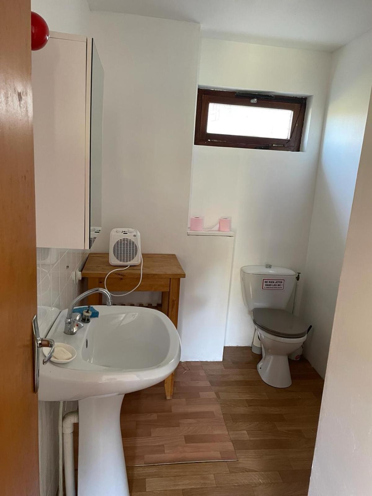 Saint Jean du Pin Appartement Au Fond Du Jardin מראה חיצוני תמונה